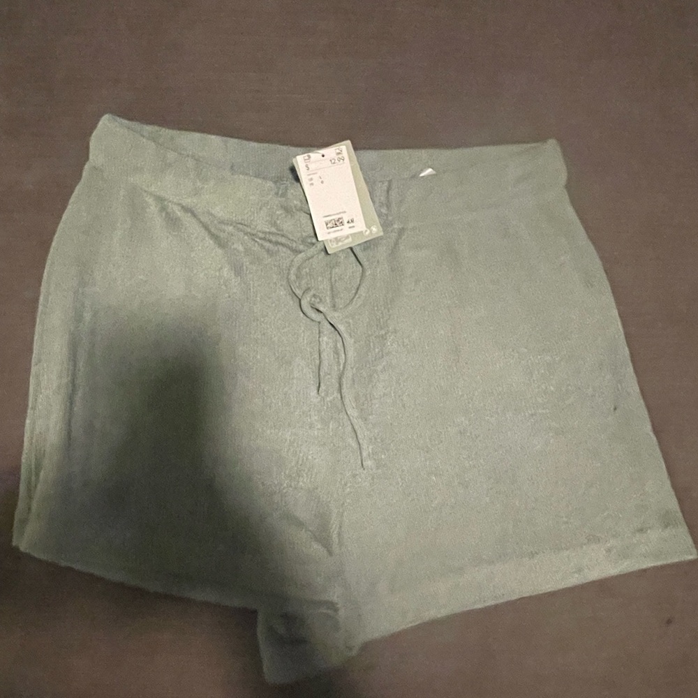 H&M Gray High Waist Shorts with Elastic Waistband